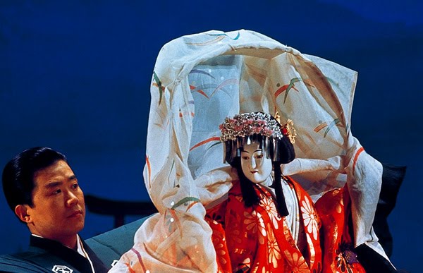 Bunraku - Japanese Puppet Theater