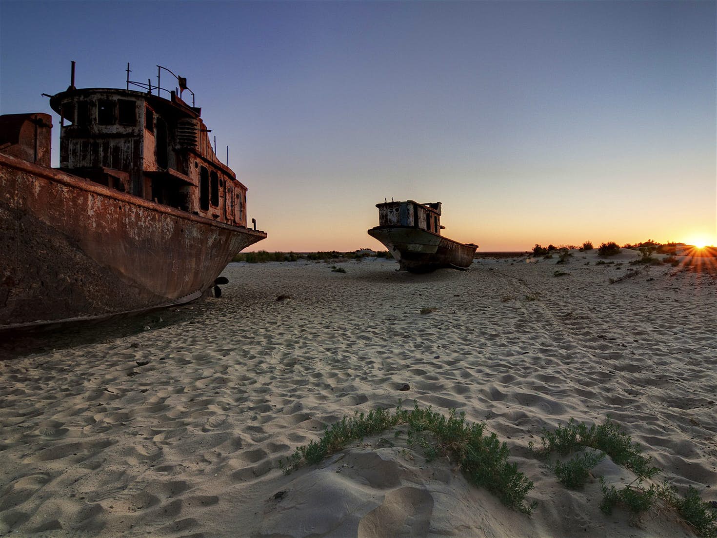 Full Width aral-sea-dead-shipyard-8e83fbda2527.jpg