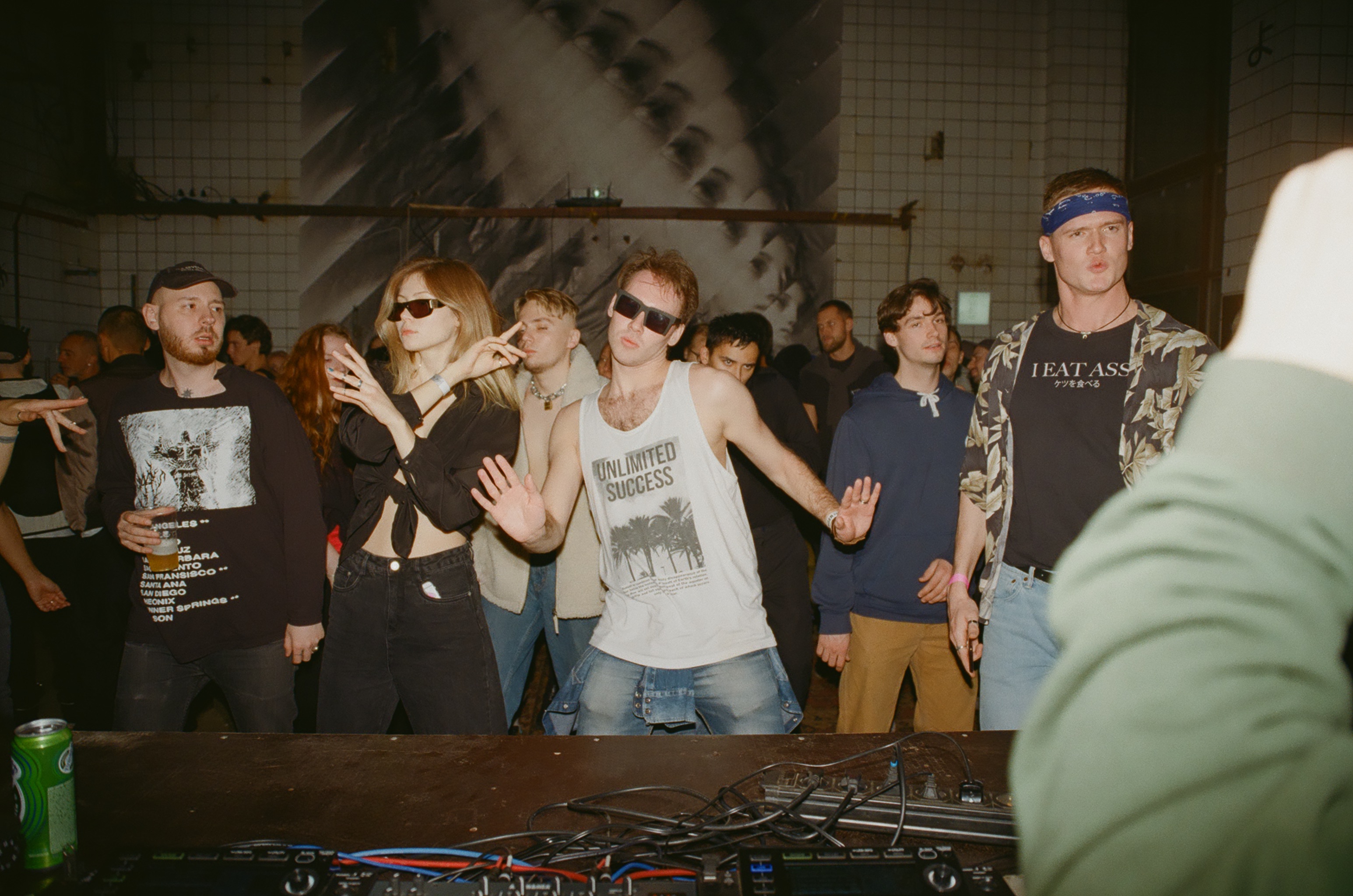 000073150020 copy.jpg