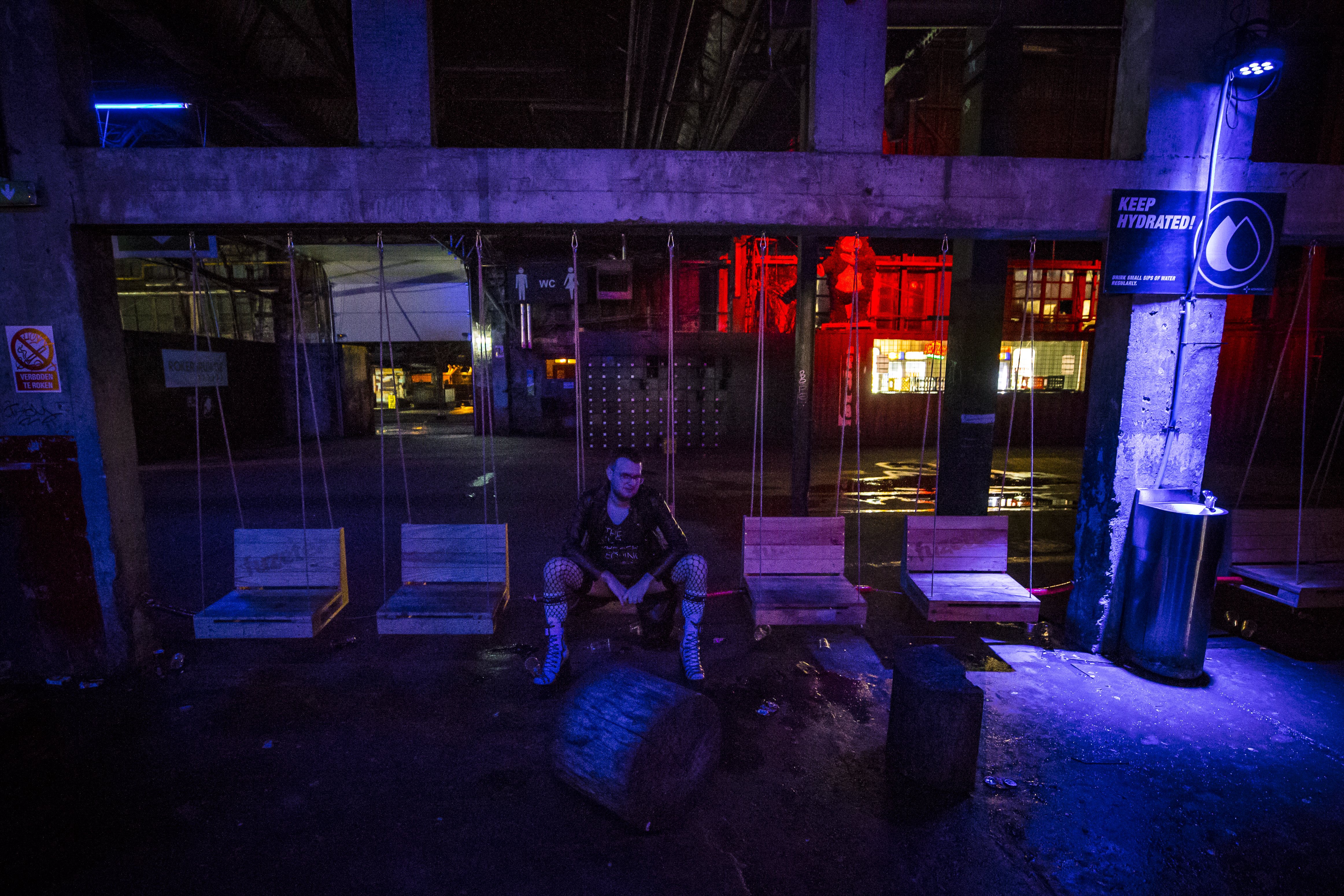 BOILERROOM-WWD-NACHTSCHADUW-ARTIST-003.jpg